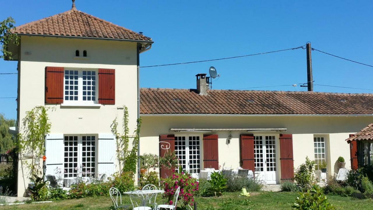 B&B Le Savoir Vivre Bonnes  Buitenkant foto