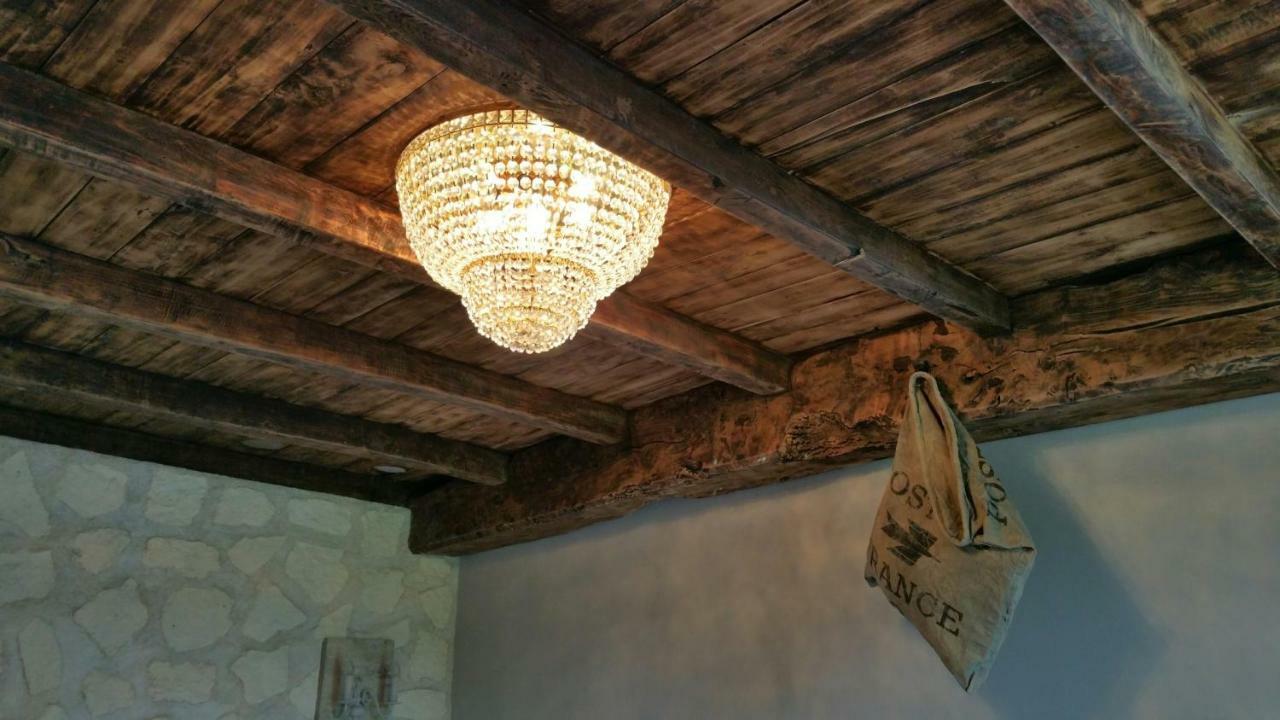 B&B Le Savoir Vivre Bonnes  Buitenkant foto