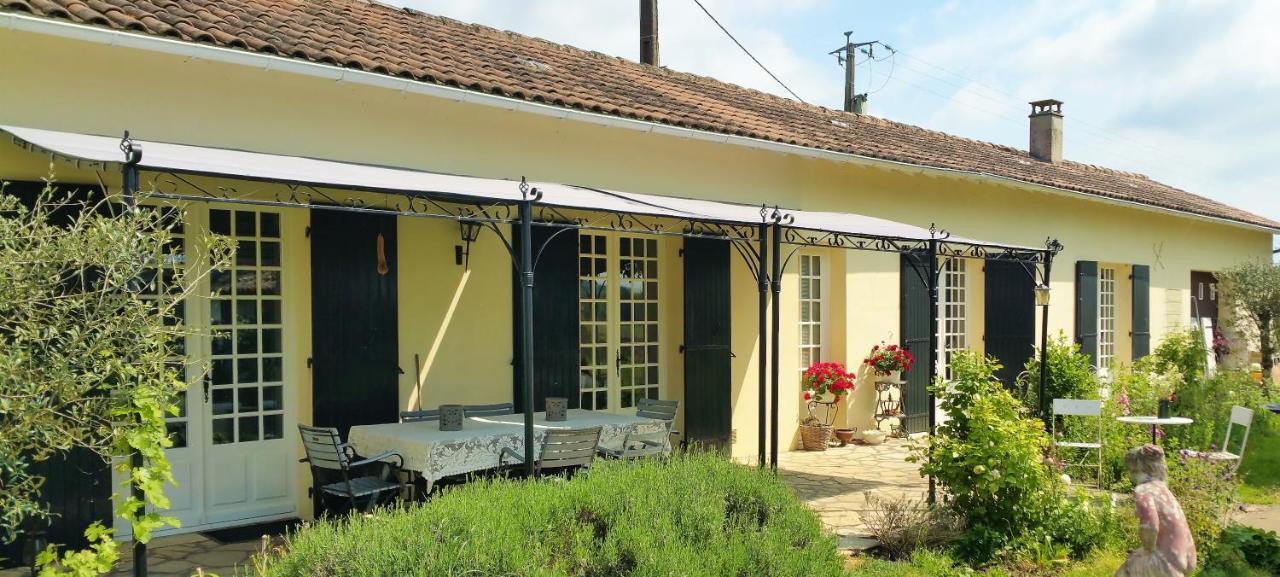 B&B Le Savoir Vivre Bonnes  Buitenkant foto